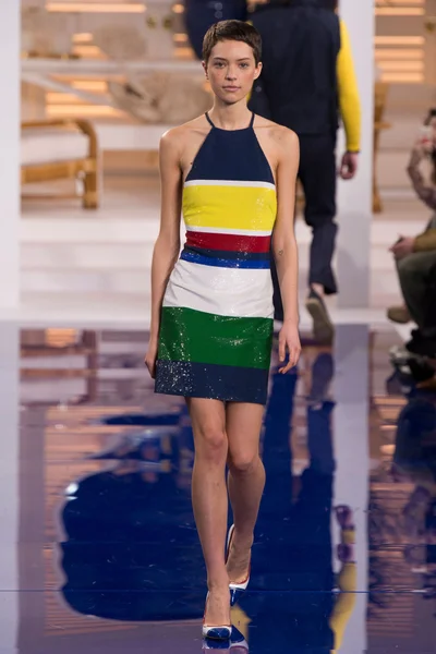 Look 53